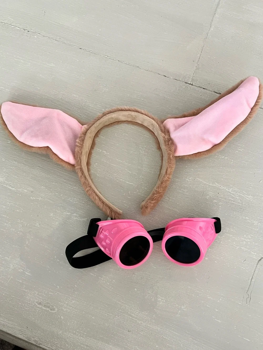 PAW Patrol Skye Costume Accessories – Ears & Pink Goggles